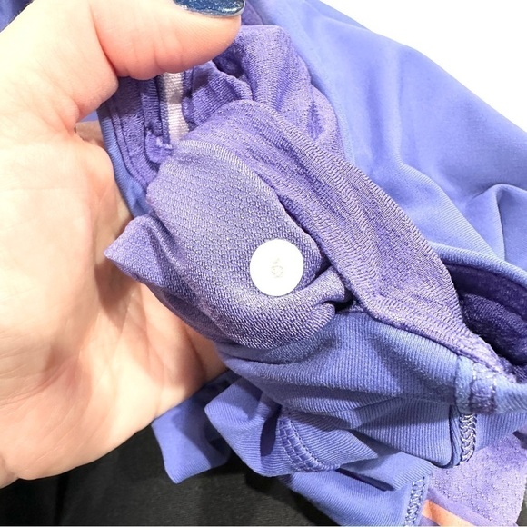 Lululemon Iris Flower Purple Breezy Crops - Picture 10 of 10